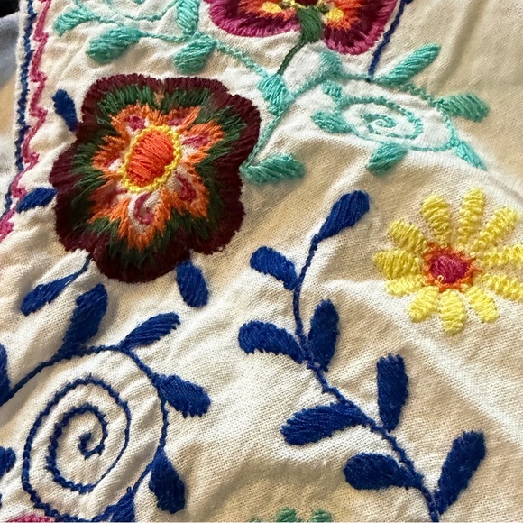 Lisa Curran Embroidered White Kaftan Dress - Picture 6 of 8